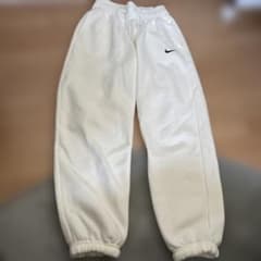NIKE ナイキ 裏起毛スウェットパンツ ホワイト - メルカリ
