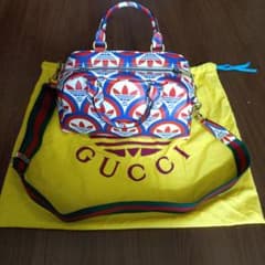 レオ様専用GUCCI 激レアメンズバッグ 赤青パターン 保存袋付き - メルカリ