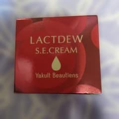 Yakult パラビオ クリーム 本品と同じ量！お得！ | Shop at Mercari