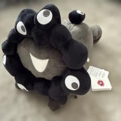 EXPO2025 黒ミャクミャク 這型ぬいぐるみ L - メルカリ