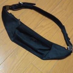 気まぐれセール❗GUCCI ボディバッグ❗️ 0050766 - メルカリ