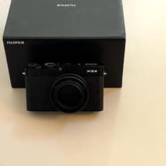 FUJIFILM X-E4 ブラック ボディ xe4 シャッター回数4240回 - メルカリ