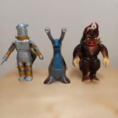 ウルトラQ、セブン怪獣ソフビ当時物 - メルカリ