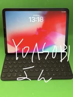 iPad Air (第5世代) wifi 最大容量97%+Magicキーボード - メルカリ