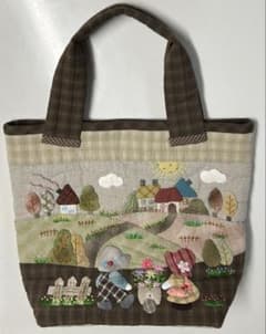 パッチワークスーちゃんのバッグ 裏面ポケット付き - メルカリ