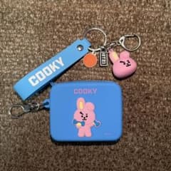 BTS ジョングク BT21 クッキー 小物ケース キーホルダーセット - メルカリ
