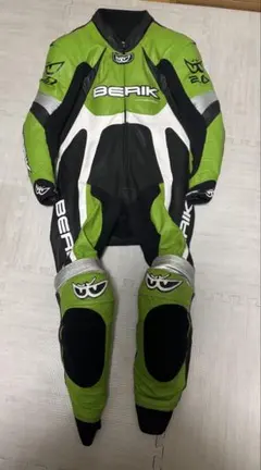 2026年最新】ベリック レーシングスーツ 48の人気アイテム - メルカリ