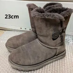 2026年最新】ugg ムートンブーツ チョコレートの人気アイテム - メルカリ