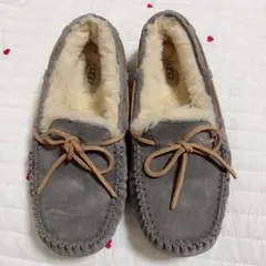 2026年最新】UGG ダコタ グレーの人気アイテム - メルカリ