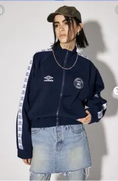 2026年最新】moussy umbro トラックジャケットの人気アイテム - メルカリ