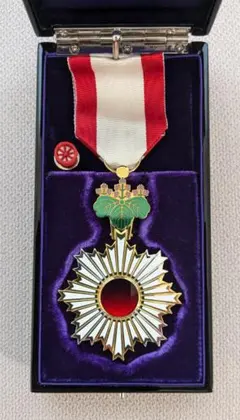 2026年最新】勲六等単光旭日章の人気アイテム - メルカリ