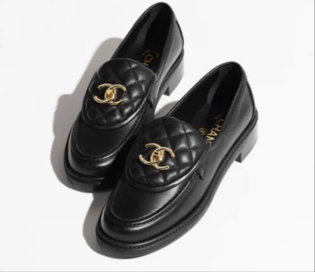 2026年最新】シャネル ローファー ターンロックの人気アイテム - メルカリ