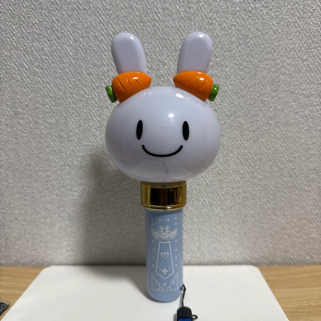2026年最新】Vtuber名：兎田ぺこら ペンライトの人気アイテム - メルカリ