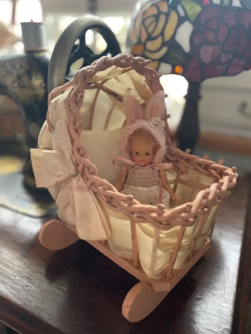 2026年最新】アンティークドールベッドの人気アイテム - メルカリ