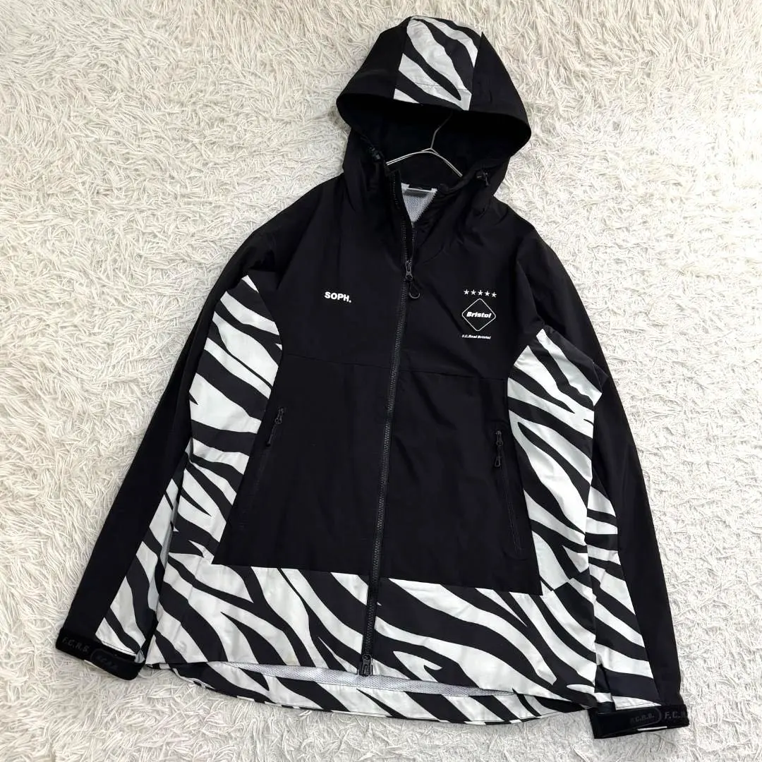 2026年最新】fcrbパーカー ゼブラの人気アイテム - メルカリ