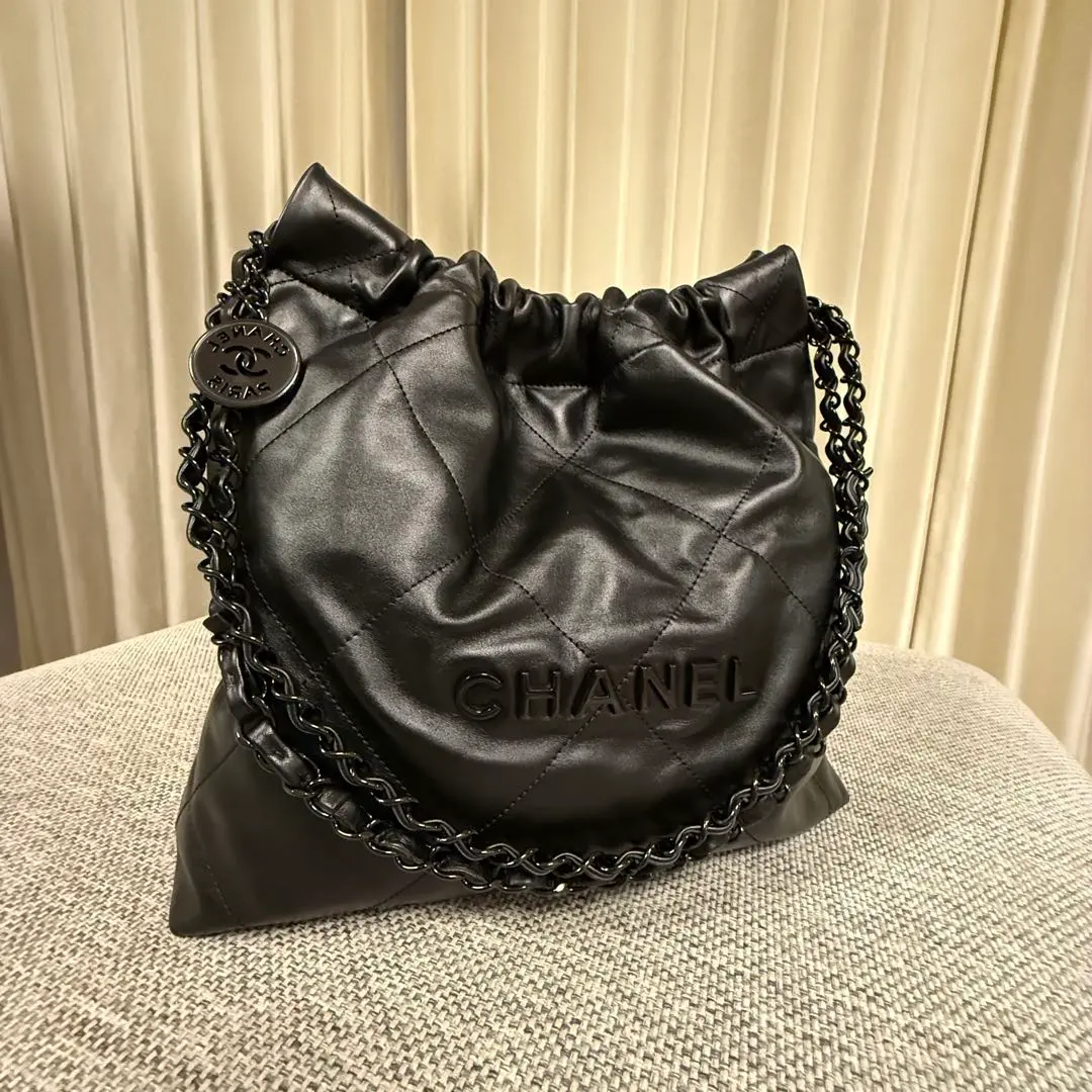 2026年最新】シャネル22 ソーブラックの人気アイテム - メルカリ
