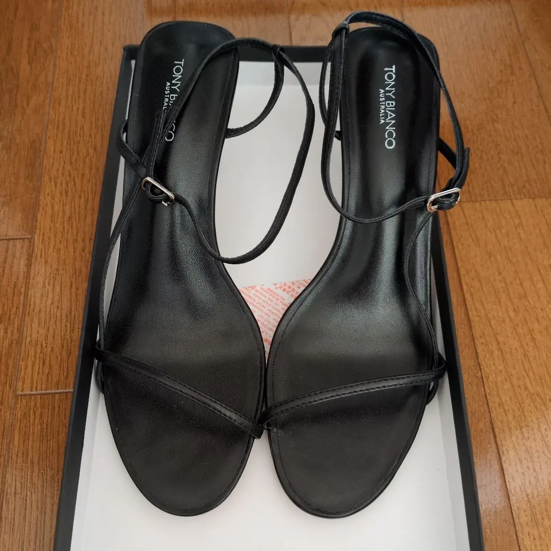 2026年最新】トニービアンコ サンダルの人気アイテム - メルカリ