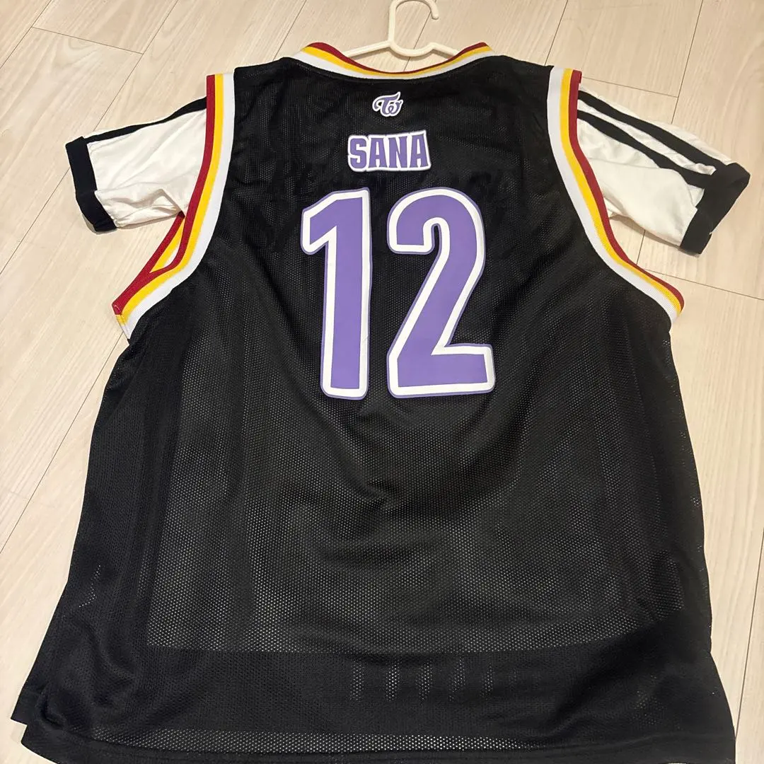 2026年最新】twice ユニフォームシャツ サナの人気アイテム - メルカリ