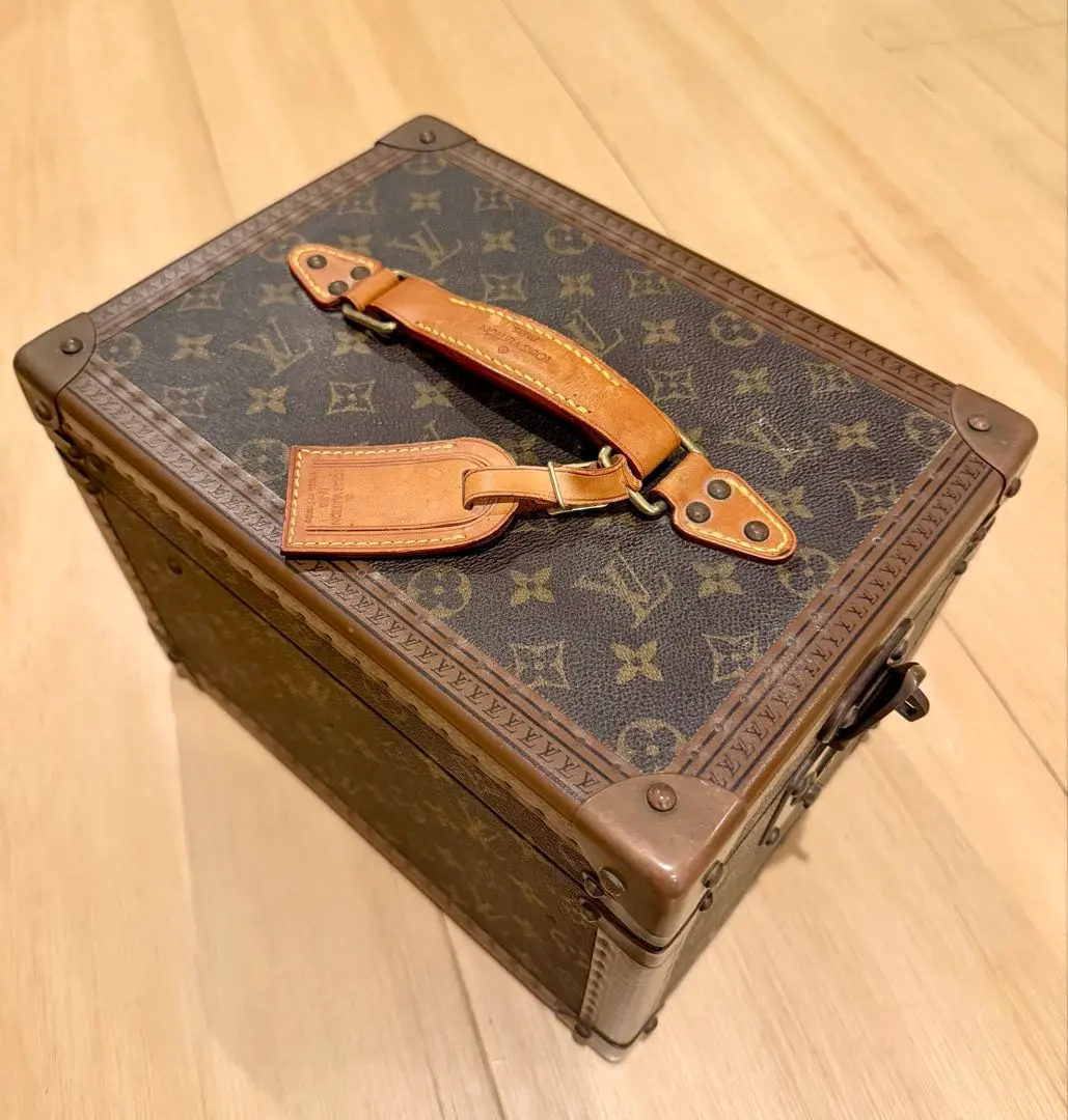 2026年最新】ヴィトン メイクボックスの人気アイテム - メルカリ