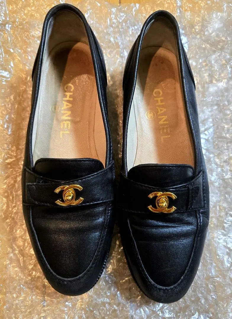 2026年最新】シャネル ローファー ターンロックの人気アイテム - メルカリ