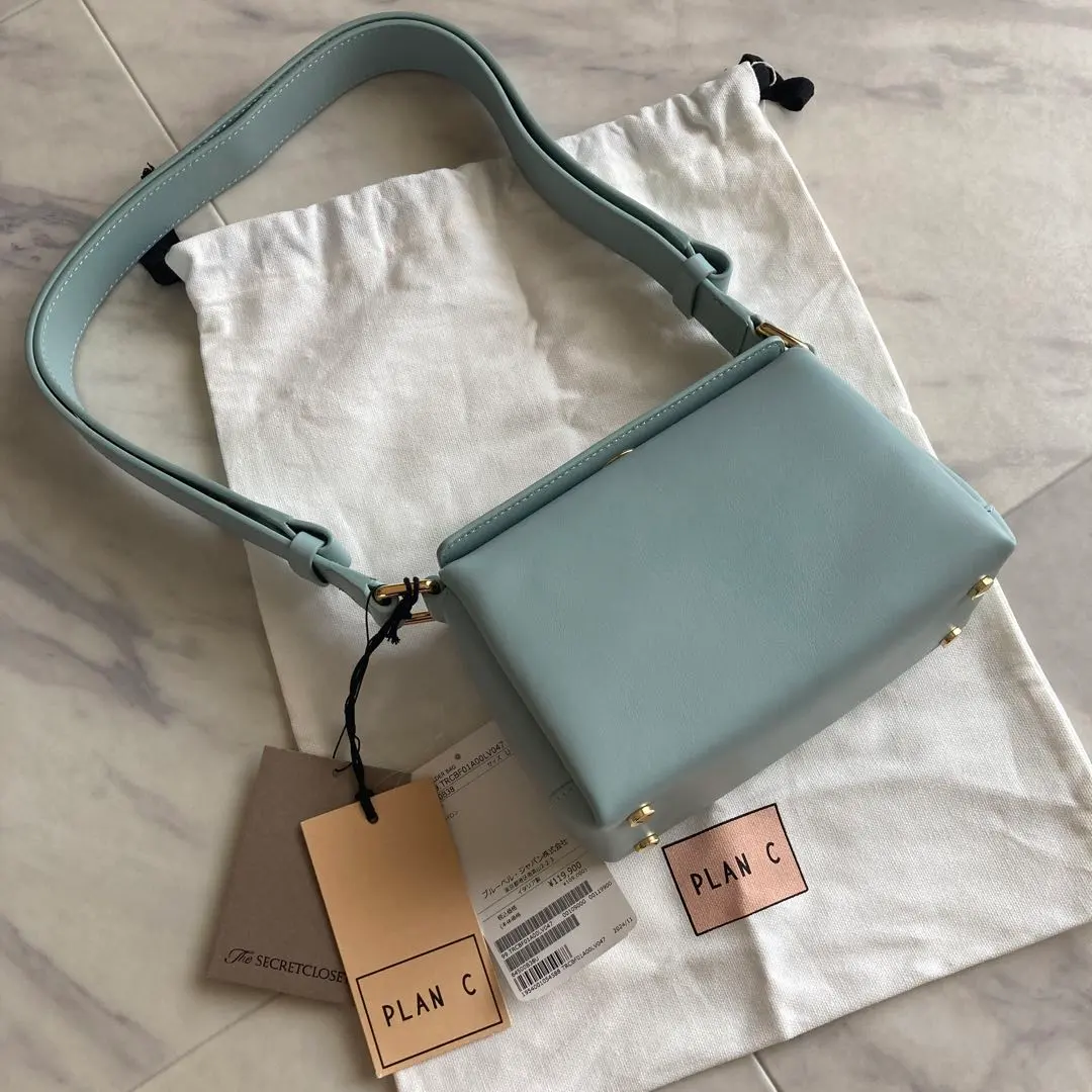 2026年最新】Plan C ショルダーバッグの人気アイテム - メルカリ