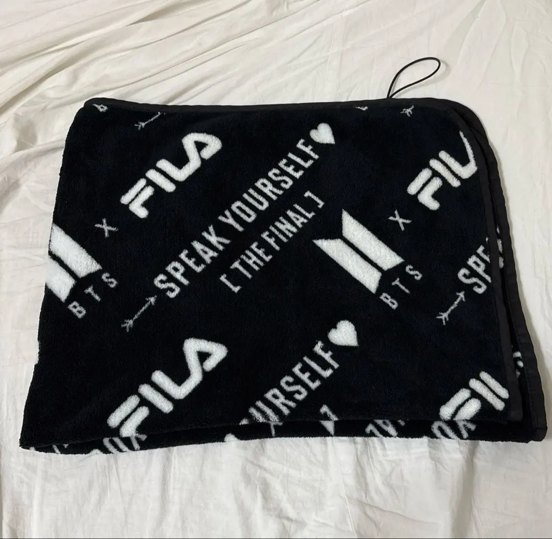 2026年最新】bts ブランケット filaの人気アイテム - メルカリ