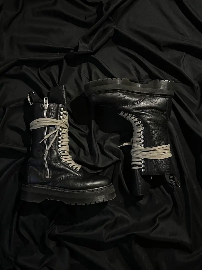 2026年最新】rick owens dr.martens 1918の人気アイテム - メルカリ
