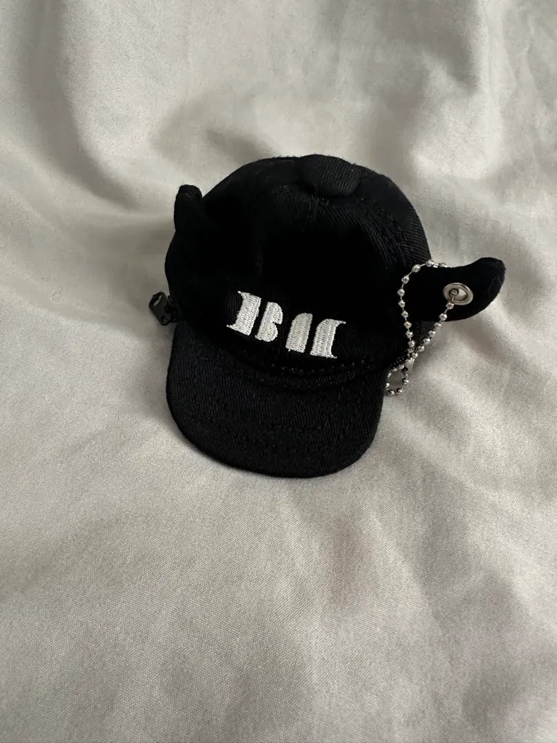 2026年最新】babymonsterキャップキーチャームの人気アイテム - メルカリ