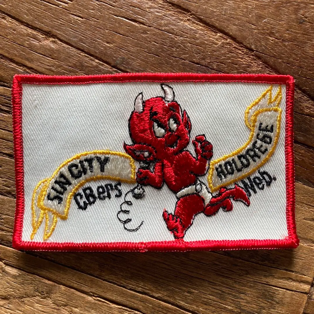 2026年最新】レッドデビル ヴィンテージの人気アイテム - メルカリ