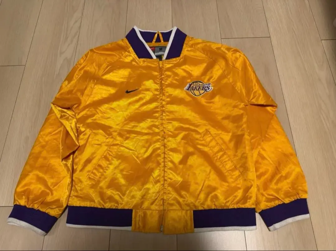 2026年最新】nike スタジャン lakersの人気アイテム - メルカリ