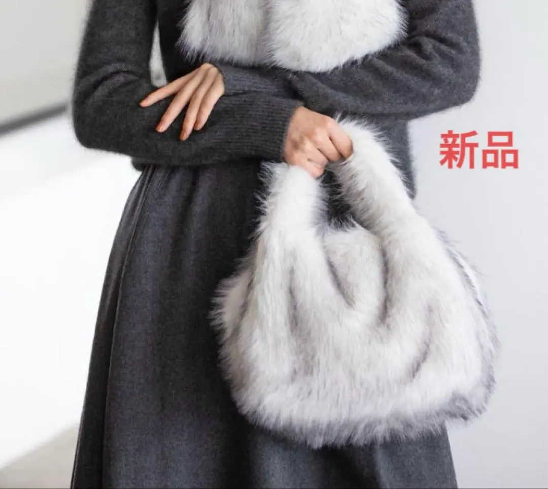 2026年最新】ファー バッグ シルバーフォックスの人気アイテム - メルカリ