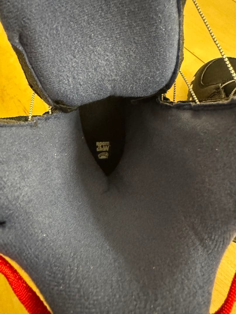 BURTON 子ども用スノーボードブーツ M 19.5cm GROM BOA