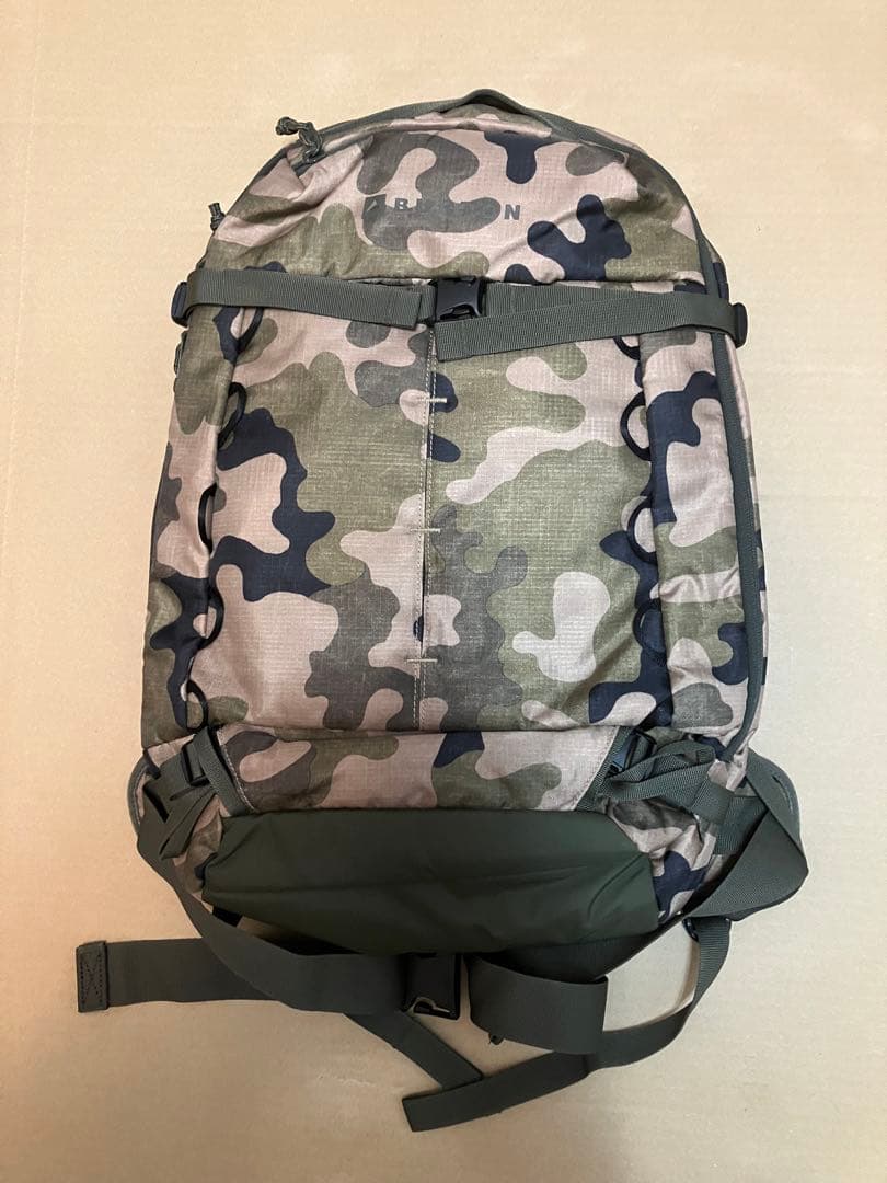 ぽ*な様 BURTON サイドヒル 18L スノーボード Burton サイドヒル 18L バックパック | バッグ&パック | Burton.com