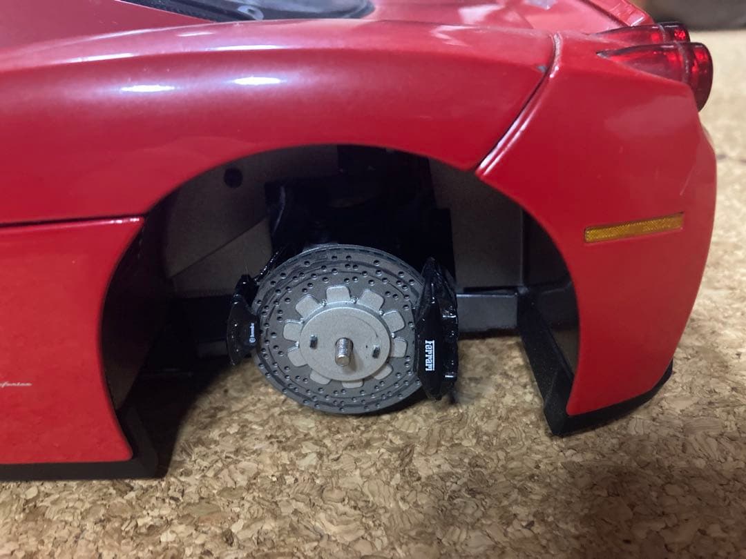 デアゴスティーニ エンツォフェラーリ1/10スケール 組み立てガイド