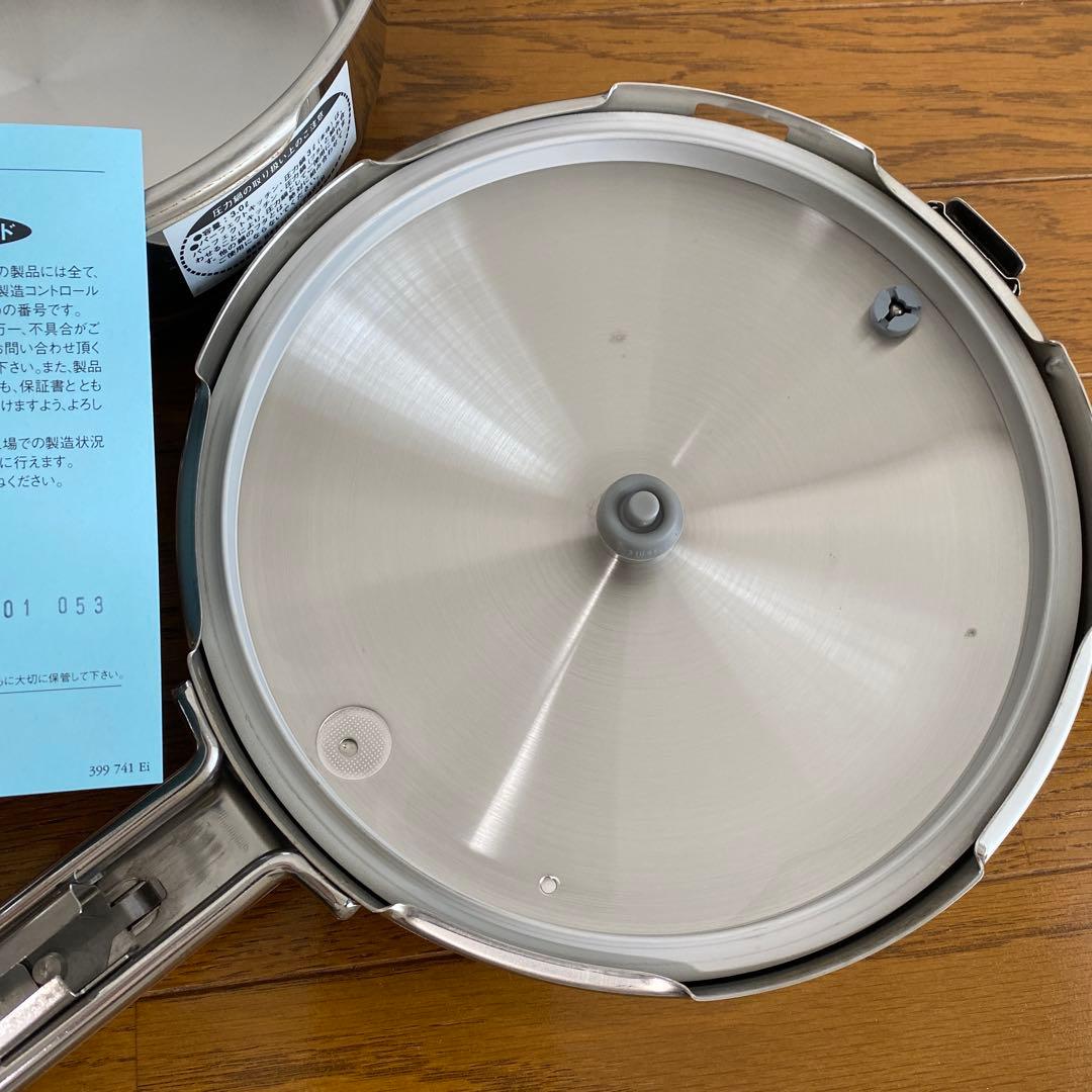 未使用　タッパーウェア パーフェクトキッチン 圧力鍋 3.0L