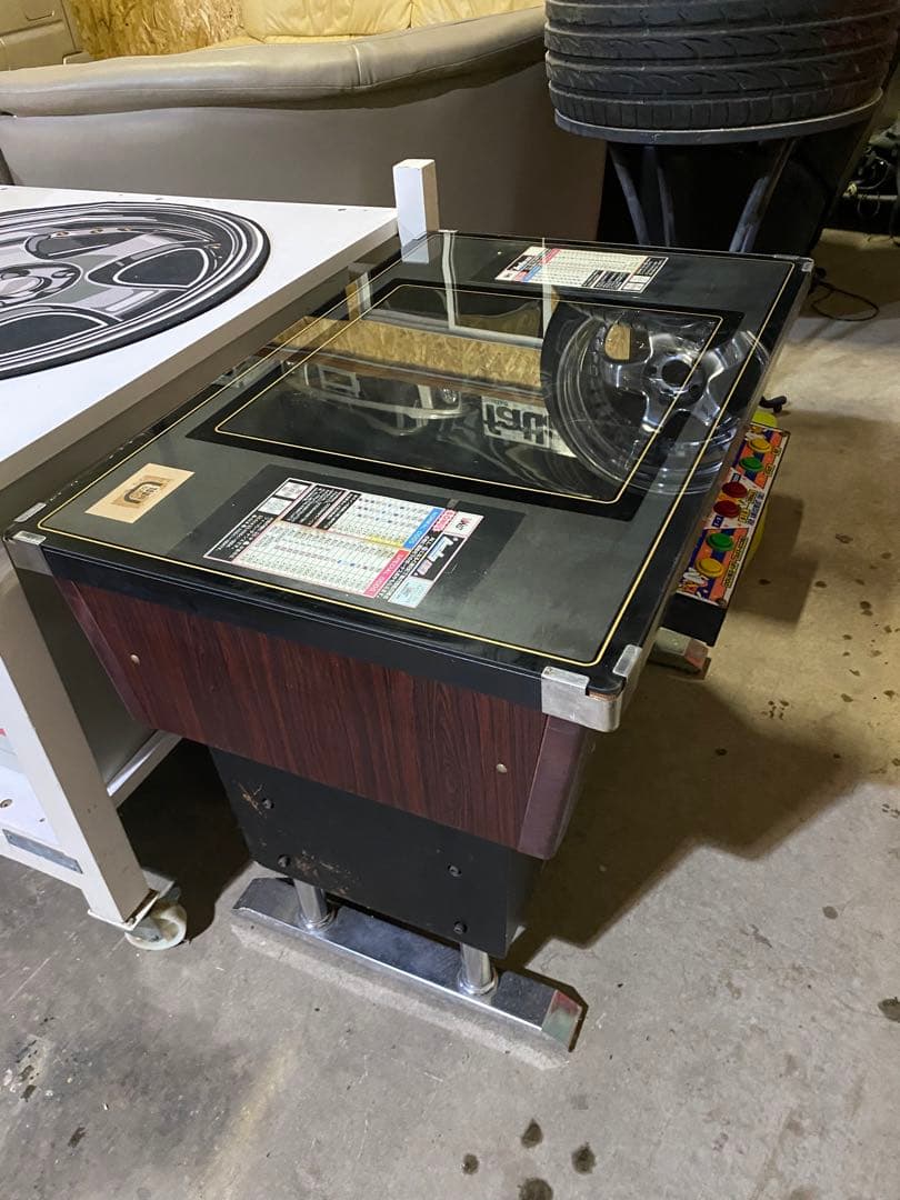 テーブルゲーム　エイトライン その昔、「エイトライン」っていうテーブルテレビ筐体のゲームがどこの