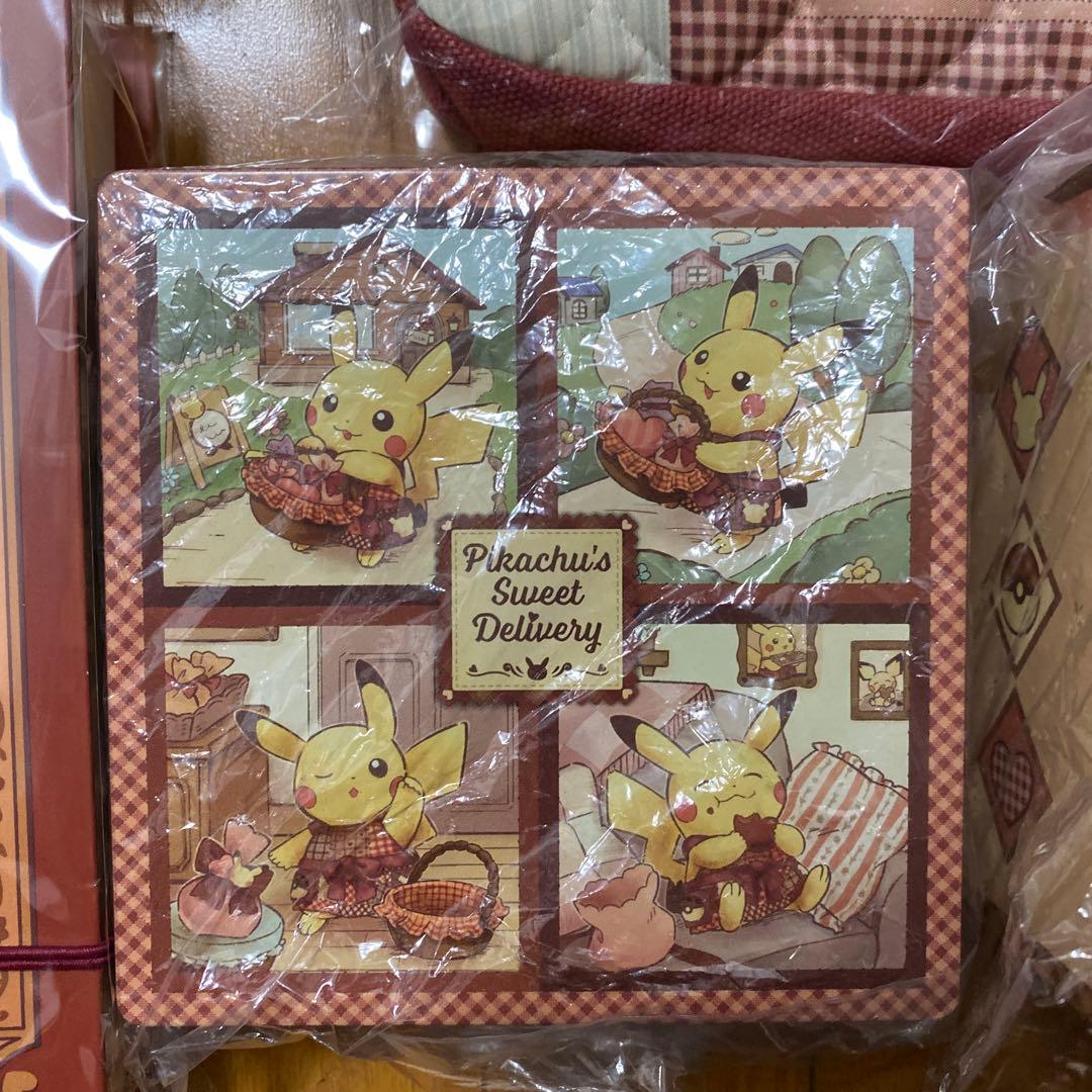 ポケモンセンター限定Pikachu's Sweet Delivery まとめ売り - メルカリ