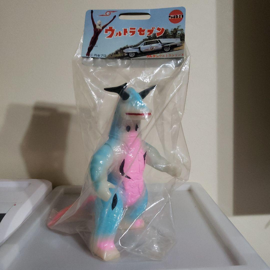 大怪獣シリーズ ウルトラセブン ワイドショットポーズ 発光バージョン