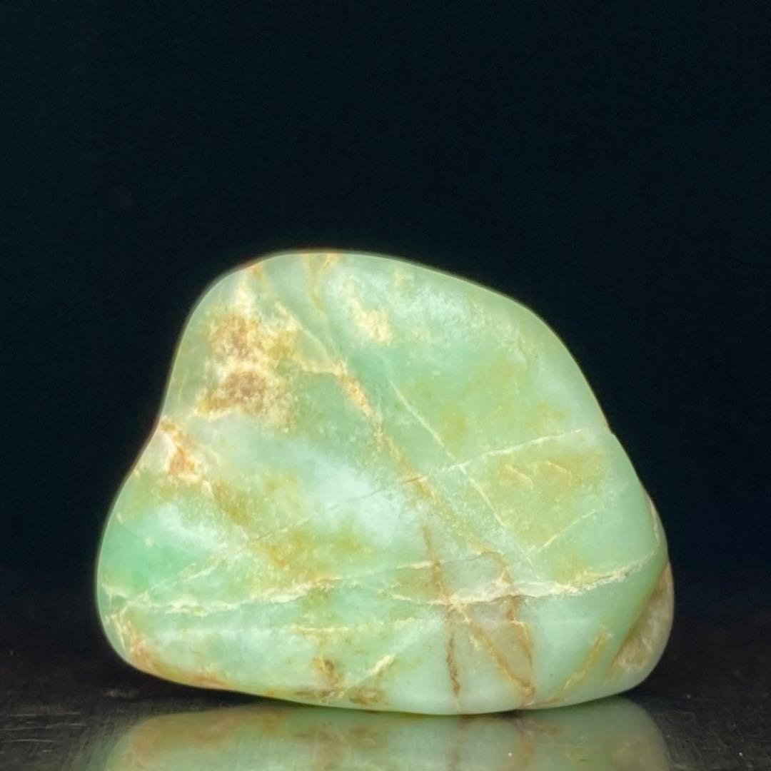 【専用品】　【極美石】糸魚川翡翠　翡翠　原石　5.7ｇ