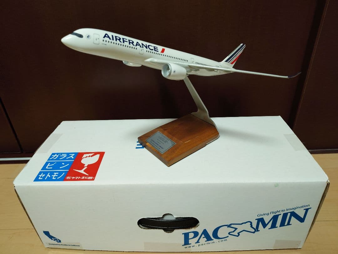 【非売品】PACMIN AirFrance A350-900 1/200 1:200 A350-900 Air France F-HUVA Pacmin airplane model – Boost