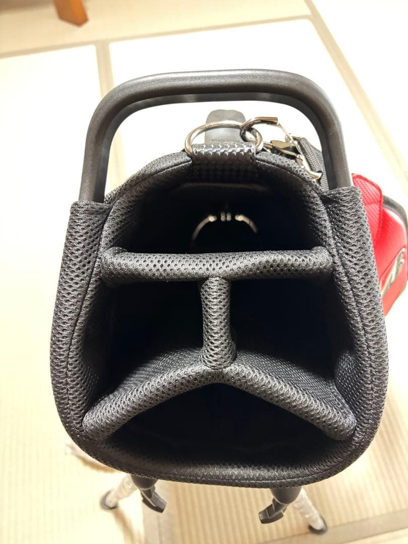 BRIDGESTONE ツアースタンドモデル　キャディバッグ9.5型　3.7kg