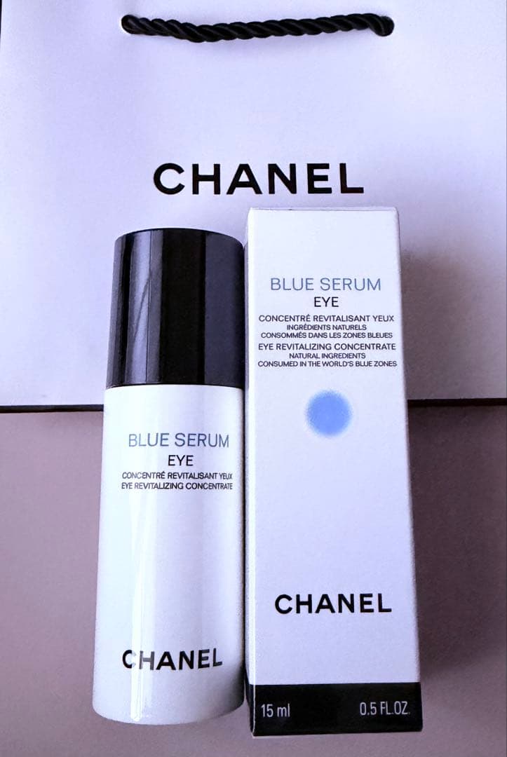 シャネル ブルー セラム アイ（目もと用美容液） シャネル / ブルー セラム アイの公式商品情報｜美容・化粧品情報は