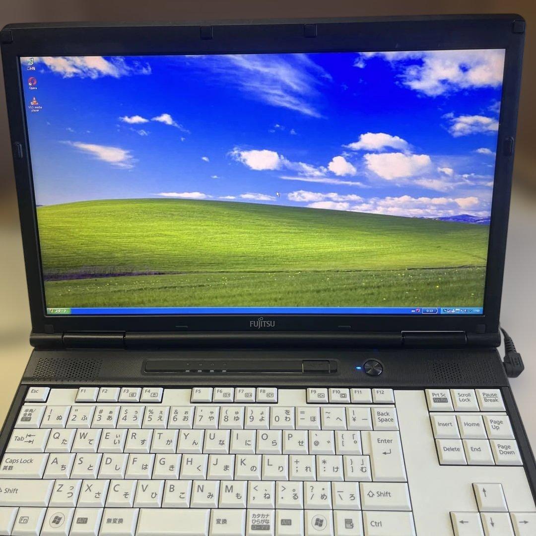 ☆格安美品☆Windows XP☆富士通フルHD液晶15.6インチ大画面