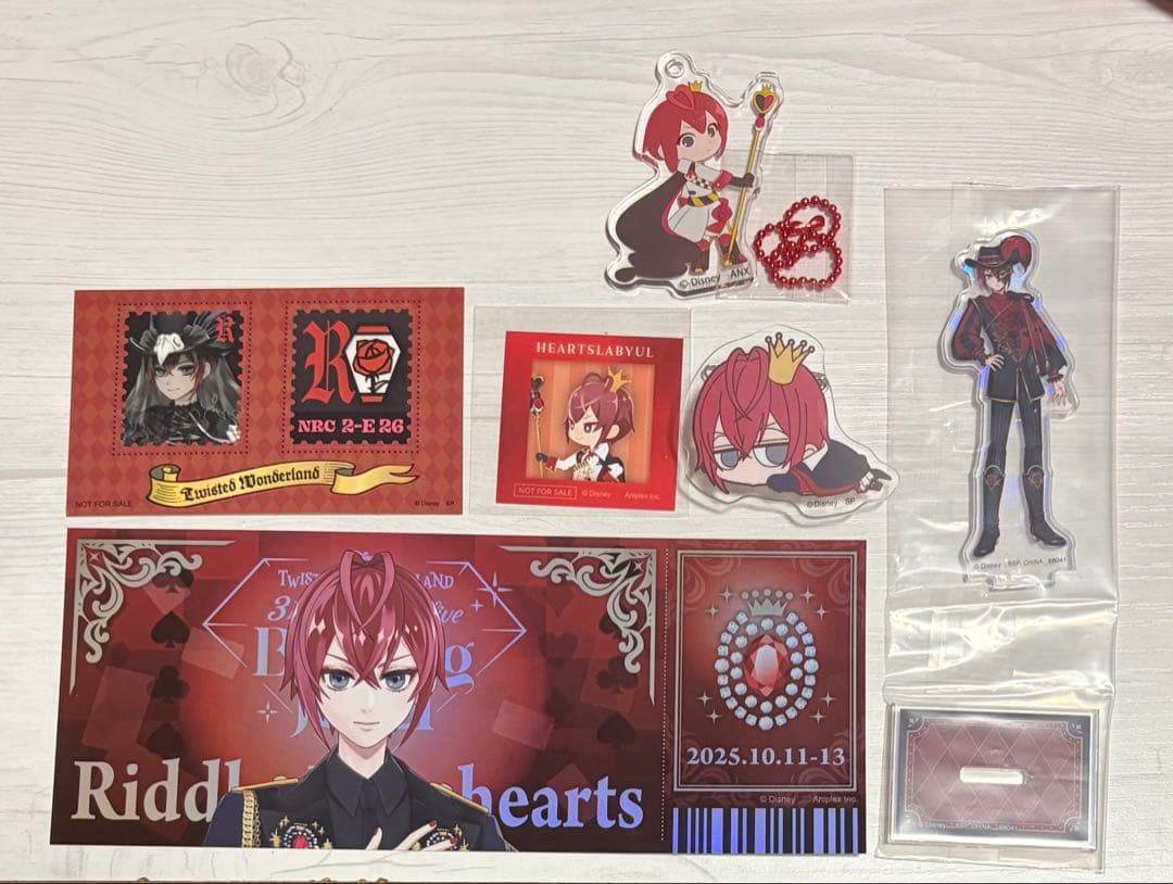 ツイステ リドル・ローズハート まとめ売り - メルカリ