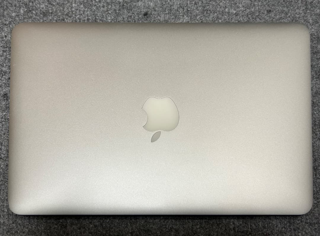 Macbook Air Corei5 1.6Ghz 11インチ 最終2016年製