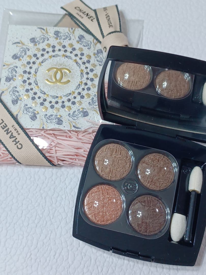 新品】CHANEL レ キャトル オンブル 04 ツイードブラン エ ローズ