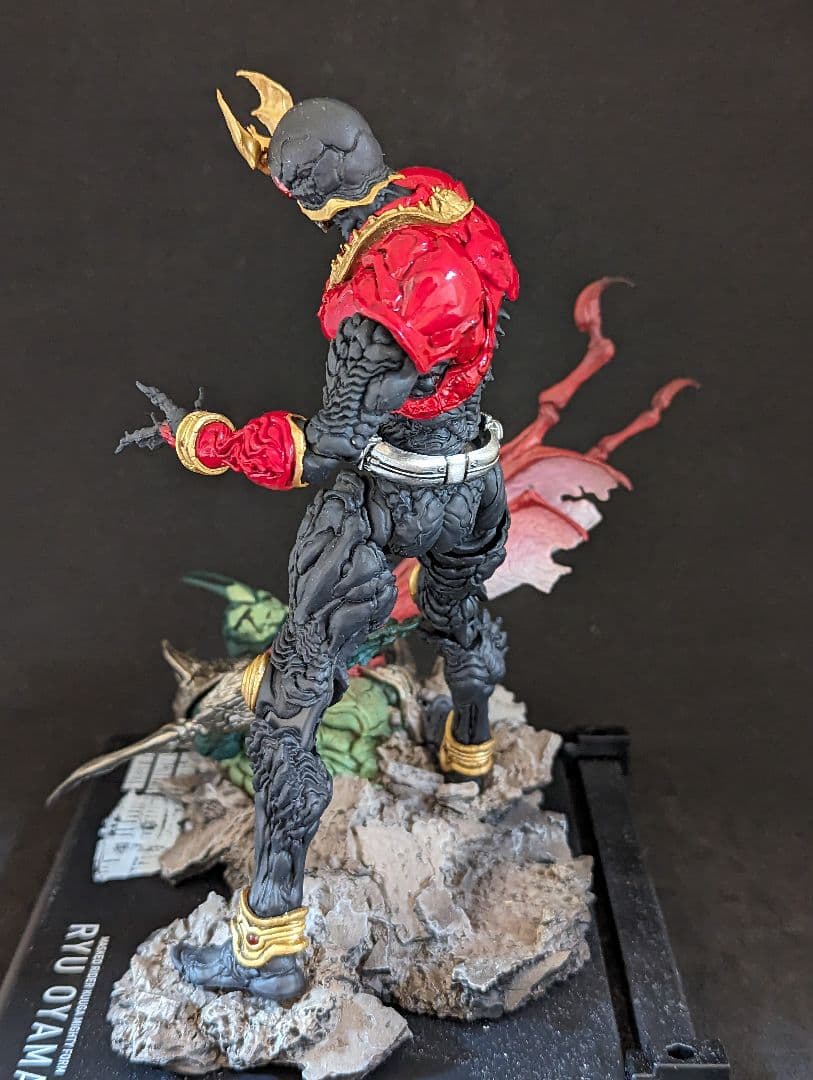 SIC 仮面ライダークウガ 大山竜 S.I.C フィギュア マイティフォーム