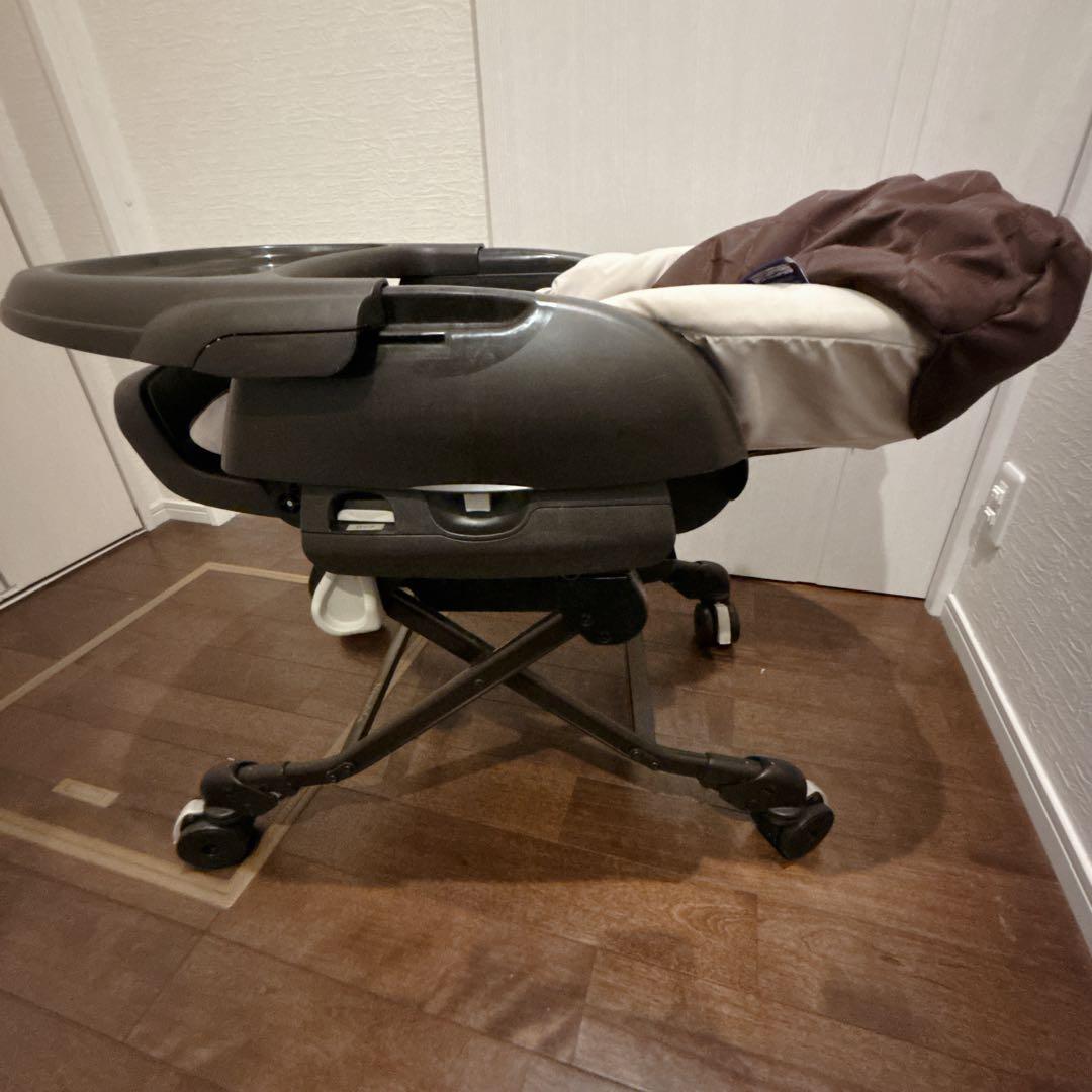 Combi ネムリラ AT BEDi 電動 コンビ スイングチェア エアウィーヴ