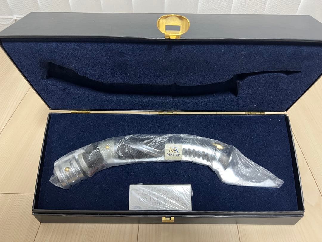 マスターレプリカ ドゥークー伯爵 1/1サイズ ライトセーバー スター