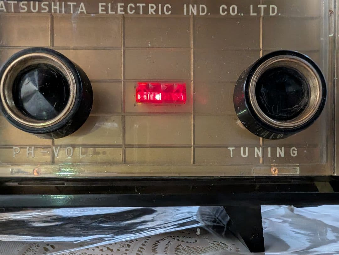 珍品ナショナレトロ真空管ラジオ史に残るラジオ DX-350 bluetooth